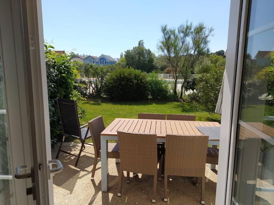 Charmante Maison De Vacances Avec Acces Piscine Talmont-Saint-Hilaire Extérieur photo